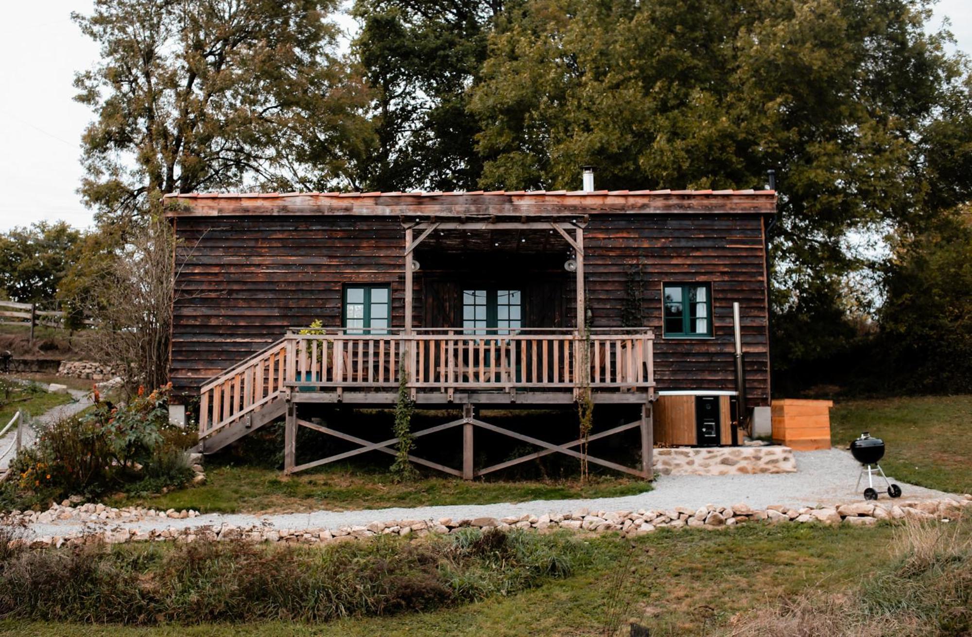 La Ferme Du Pont De Maumy, Cabane Au Bord De L'Etang Et Bain Nordique Busserolles ภายนอก รูปภาพ